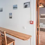 Apartman Estudios Lagido - Peniche Surf Camp Working Space & Surf